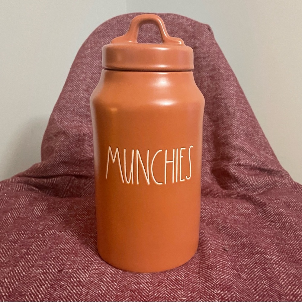 Rae Dunn “Munchies” canister